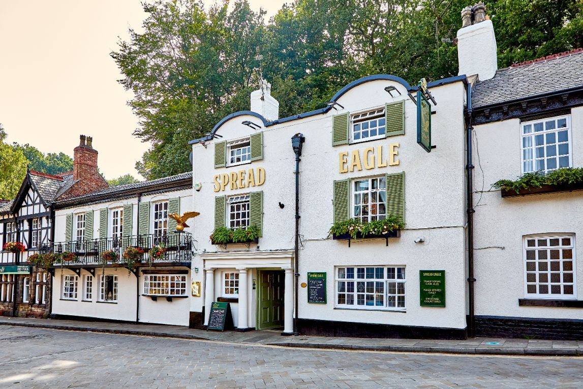 The Spread Eagle | Traditional village pub in Lymm, Cheshire